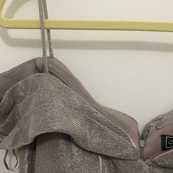 Morgan & Co. Dress - Picture 4 of 7